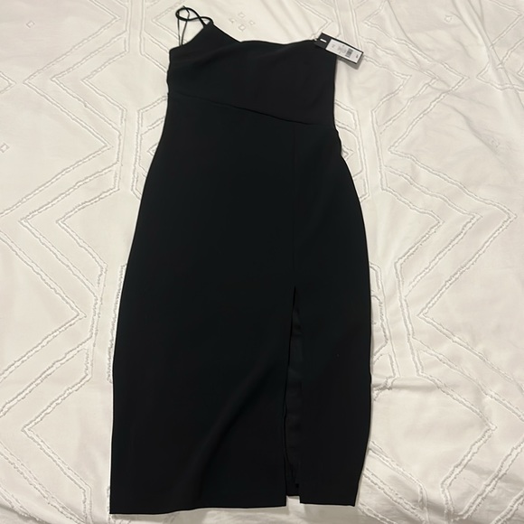 Dynamite One Shoulder Bodycon Dress - Picture 5 of 10